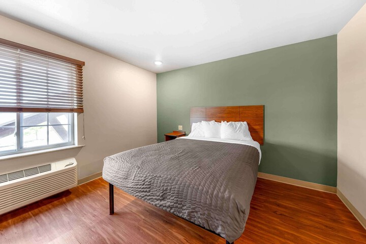 Room 17 of 26