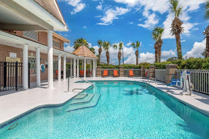 Pool 3 of 34