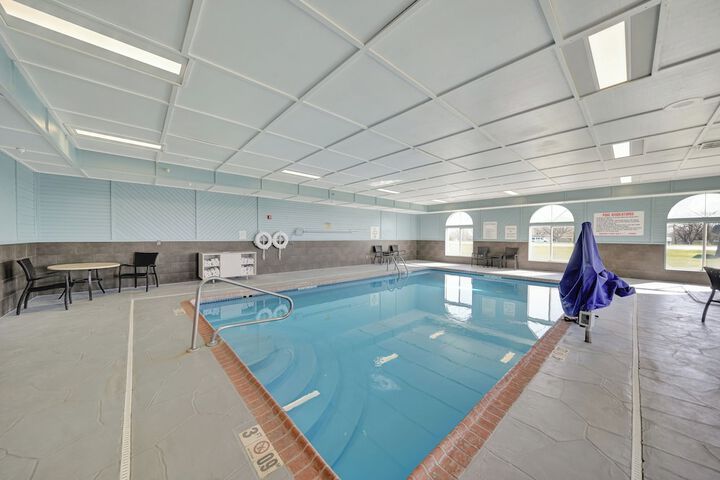 Pool 27 of 163
