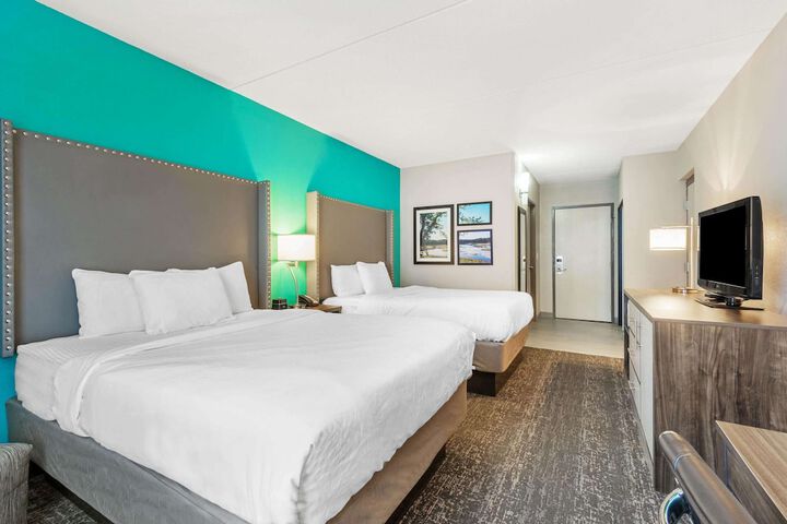 Room 16 of 49