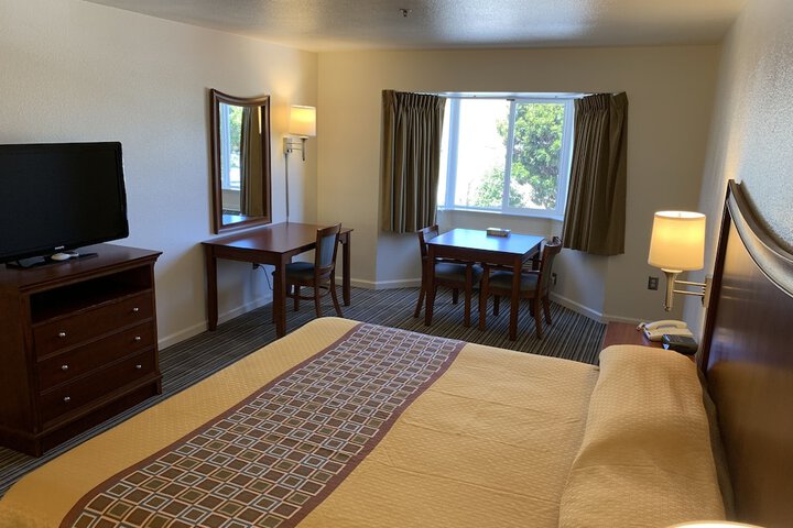 Room 49 of 66