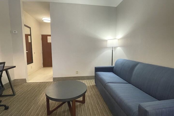 Room 26 of 53