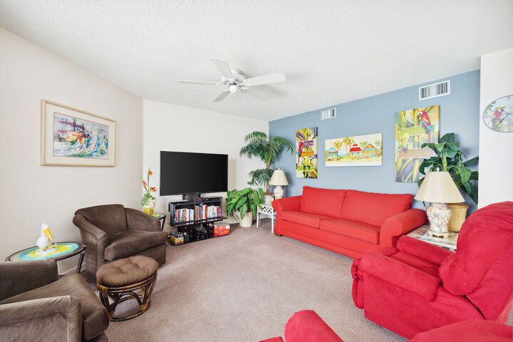 Room 37 of 202