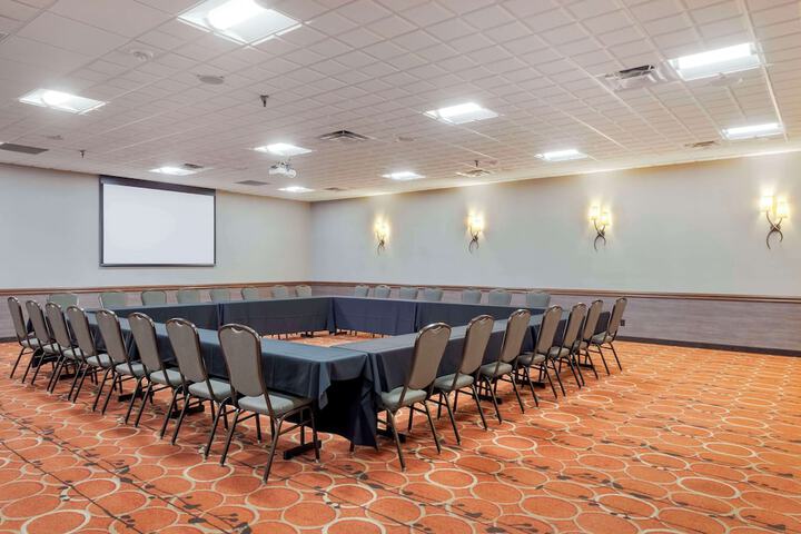 Best Western Plus St. Paul North / Shoreview