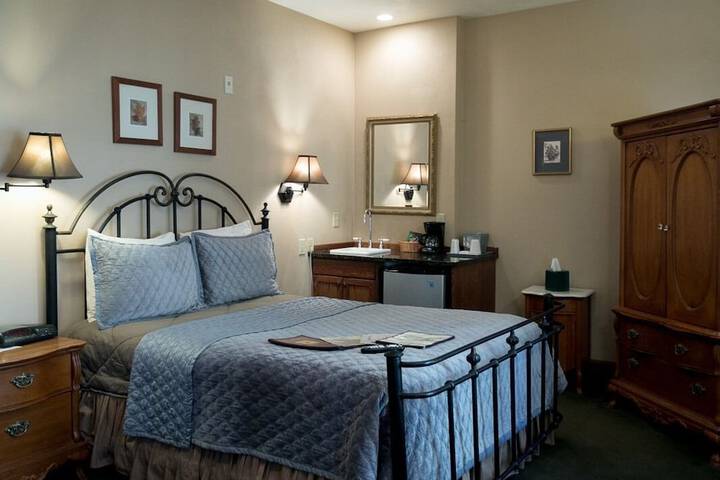Room 16 of 29