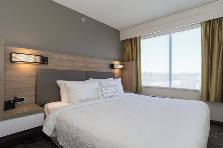 SpringHill Suites by Marriott Charlotte Concord Mills Spdwy
