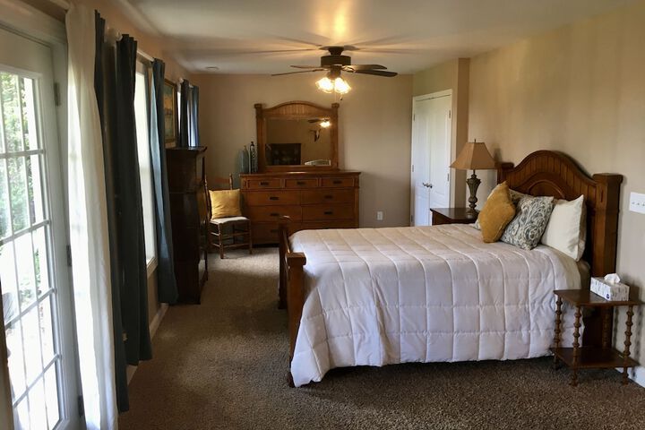 Room 44 of 49