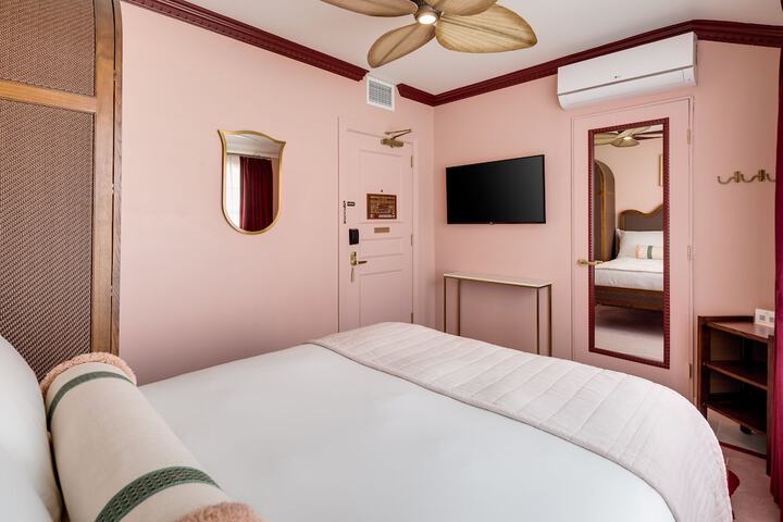 Room 78 of 116