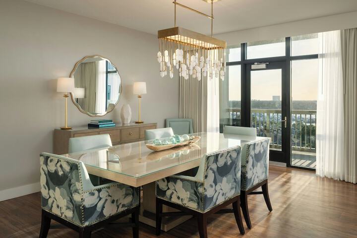 Hotel Effie Sandestin Autograph Collection