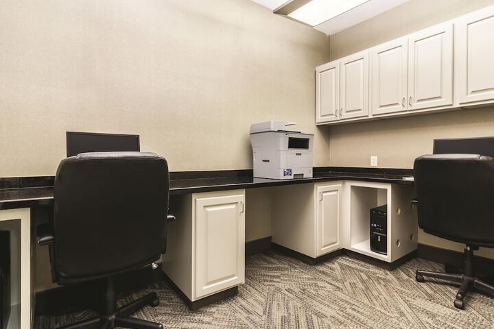 La Quinta Inn & Suites by Wyndham Fargo-Medical Center