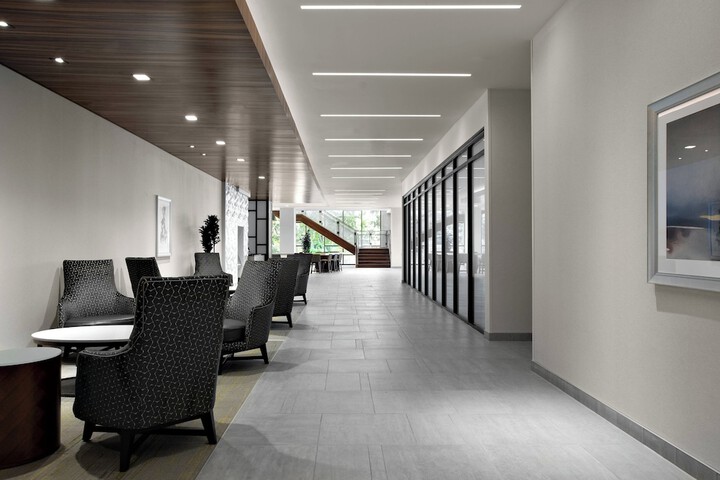 Courtyard by Marriott Knoxville Downtown