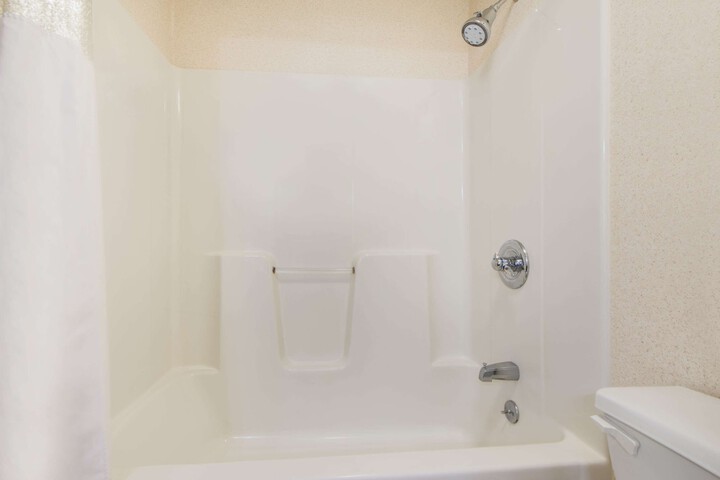 Room 22 of 48