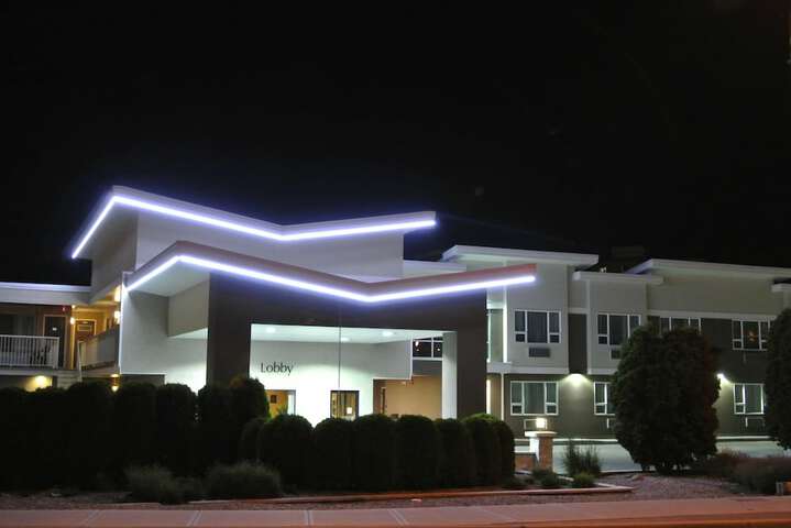 Hotel 4 of 66