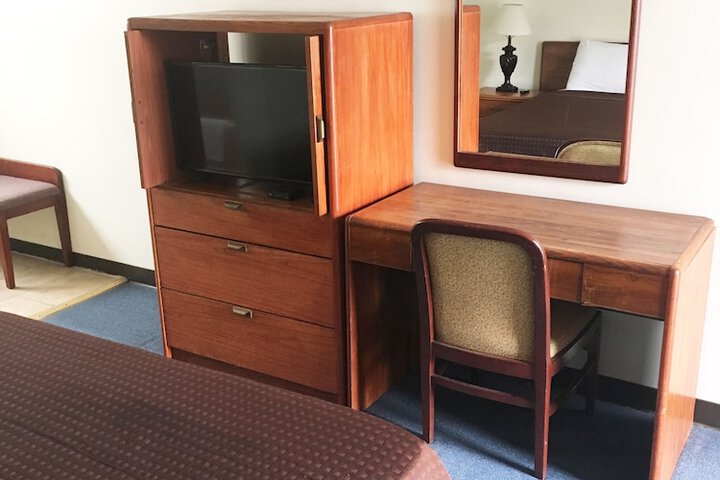 Room 14 of 20