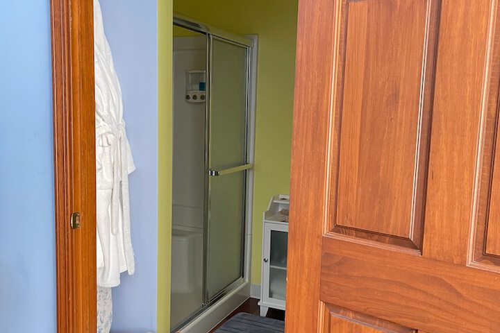 Room 27 of 36