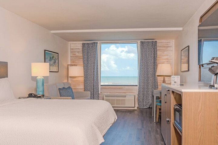 Holiday Inn Resort South Padre Island - Beach Front by IHG