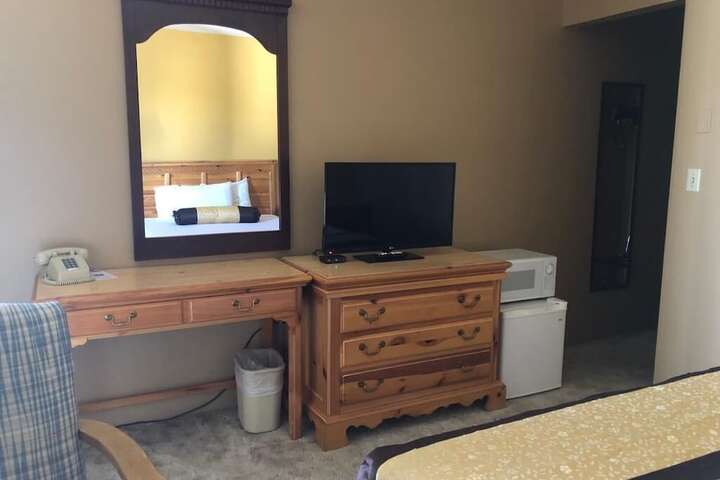 Room 9 of 26
