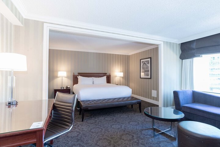 Sandman Signature Edmonton Downtown Hotel