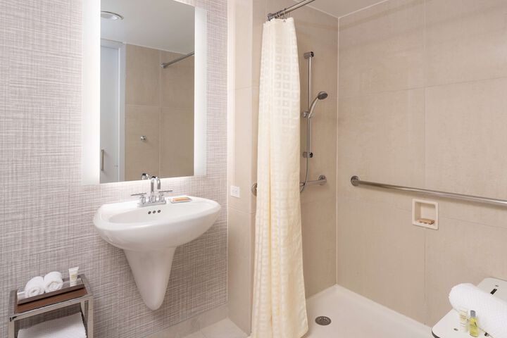 Hilton Fairfax