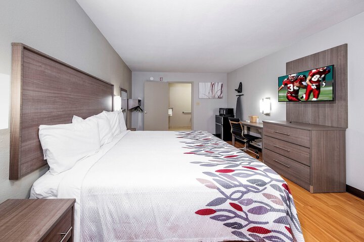 Room 12 of 27