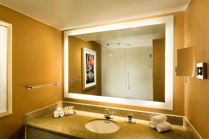 Room 26 of 75