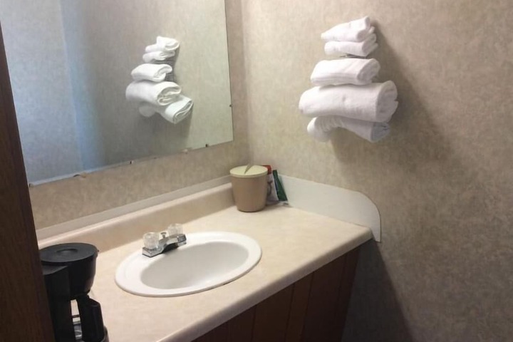 Room 20 of 32