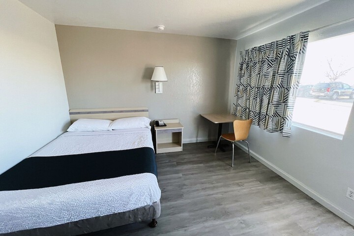 Motel 6 Holbrook AZ