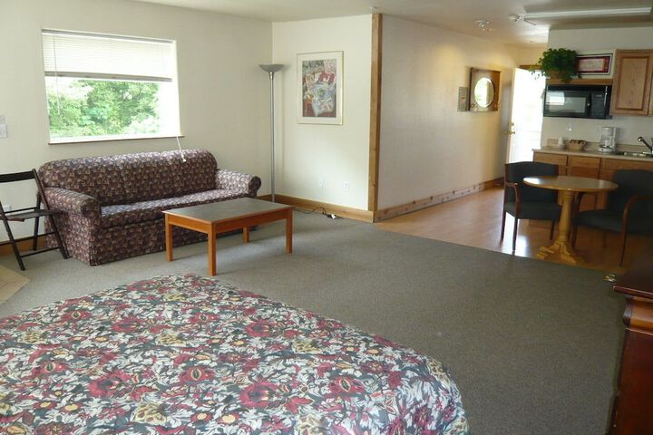 Room 8 of 31