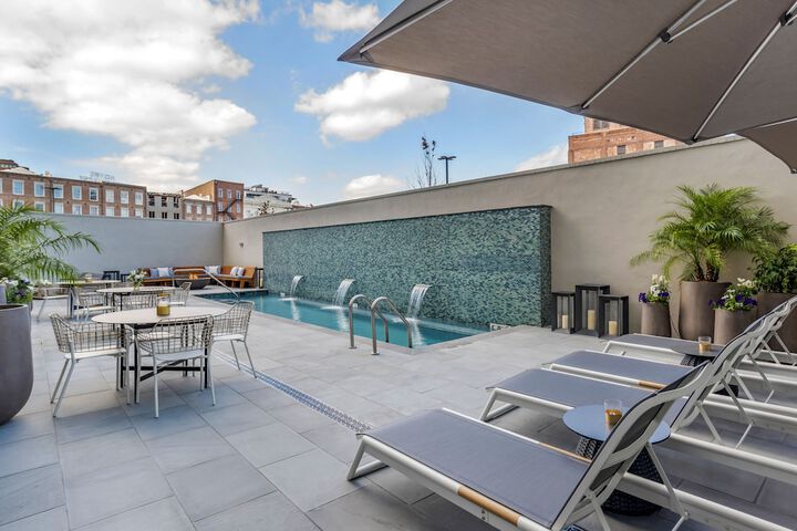 Sundeck 60 of 67