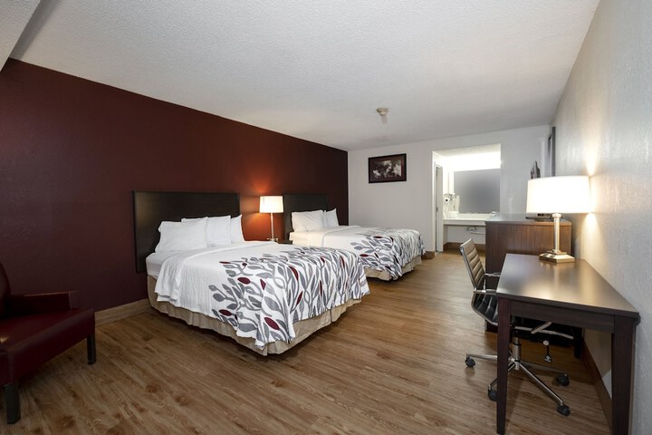 Room 15 of 27