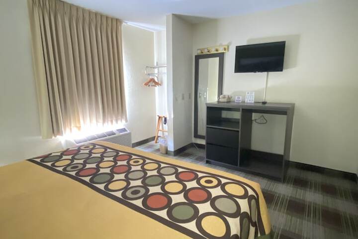 Room 38 of 43