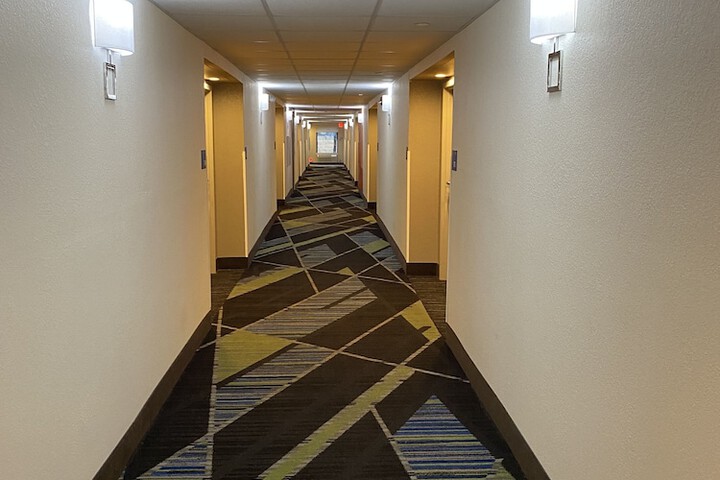 Ballroom/Hall 59 of 72