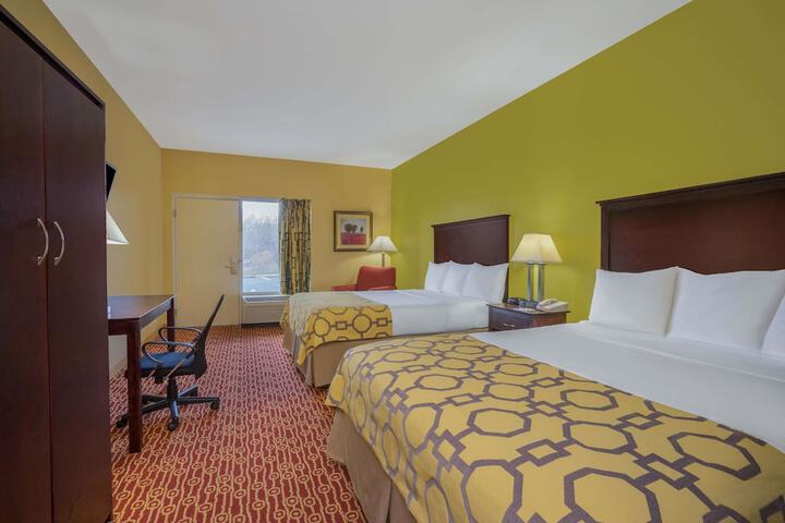 Room 8 of 21