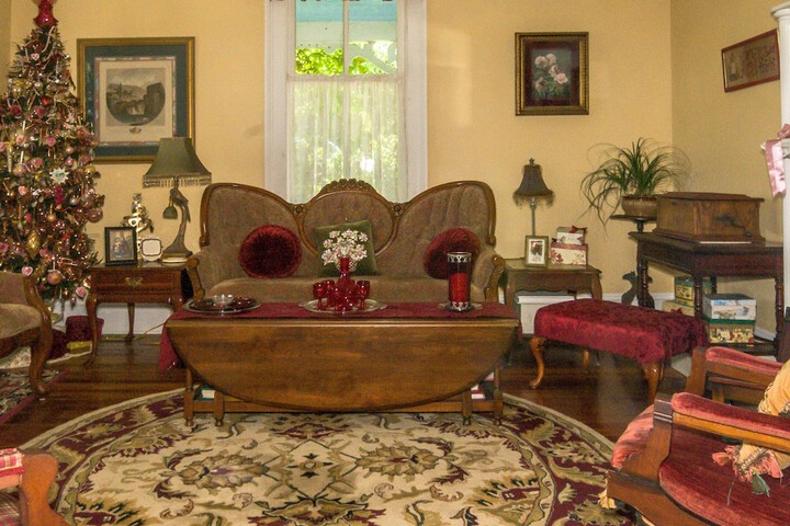 Lounge 31 of 31