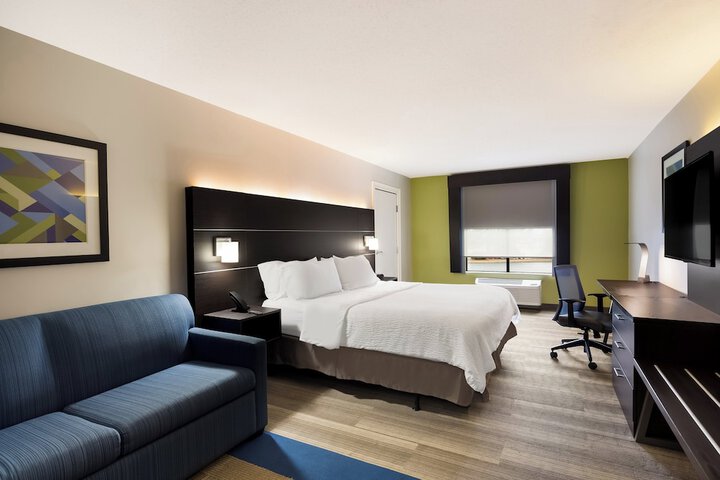 Room 19 of 50