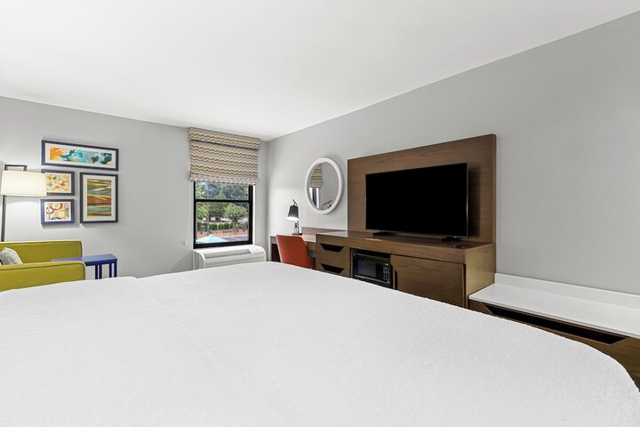 Hampton Inn Florence Midtown near University of North Alabama