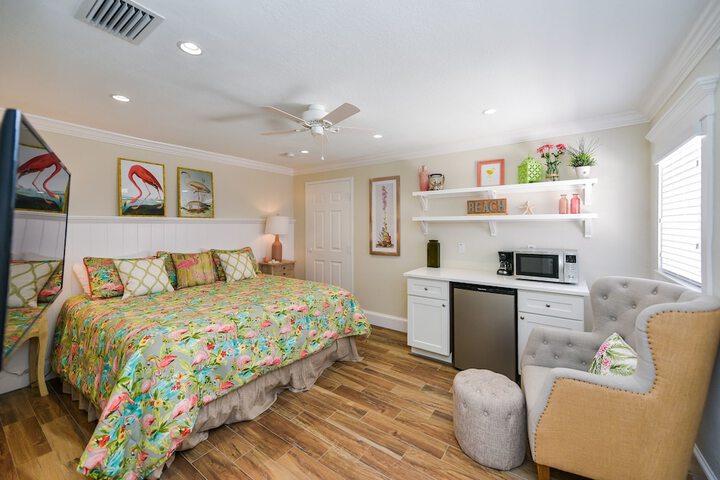 Room 93 of 290