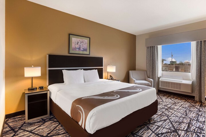 Quality Inn & Suites Pearl - Jackson