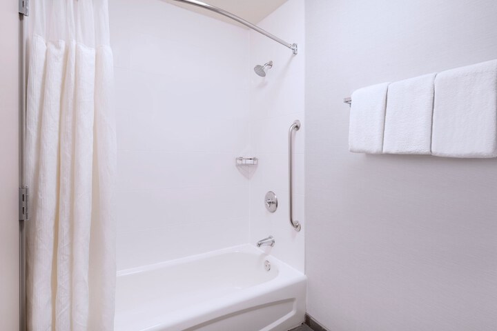 Room 29 of 47
