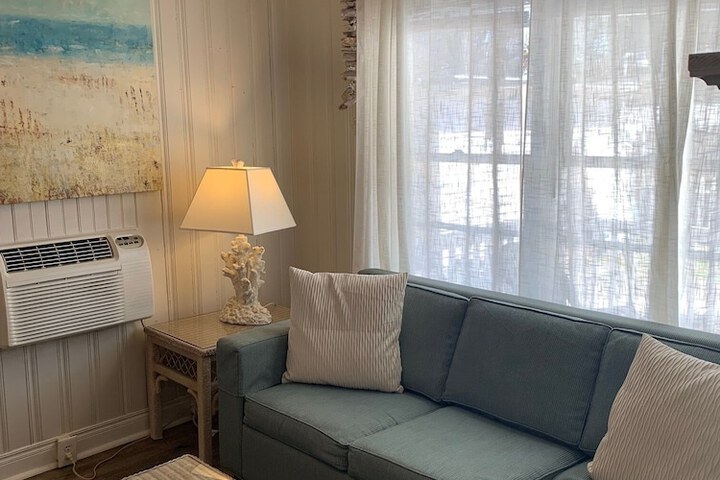 Room 50 of 90