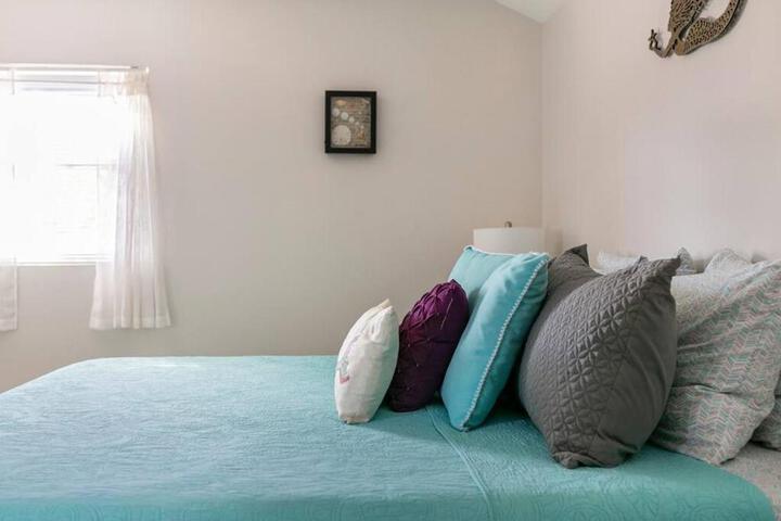 Goodland Waterfront Cottage