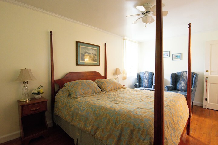 Room 132 of 142