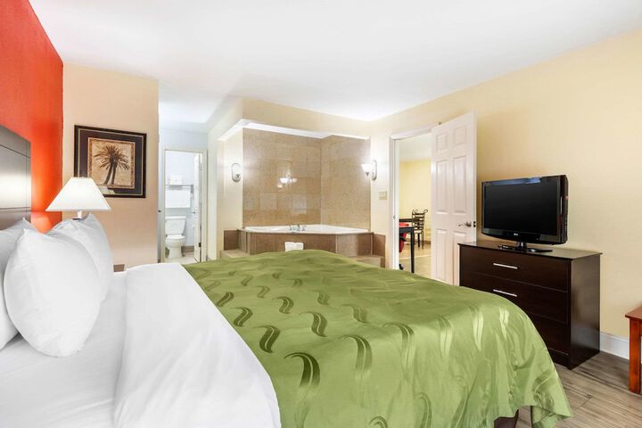 Room 29 of 43