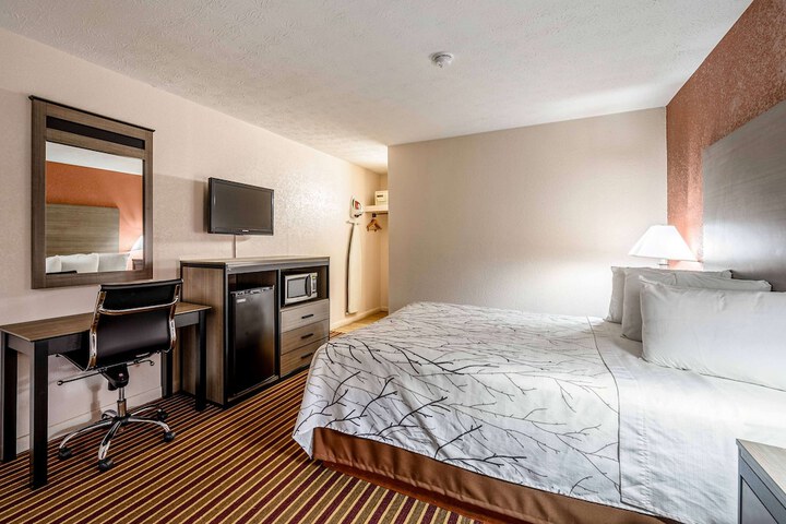 Room 20 of 30