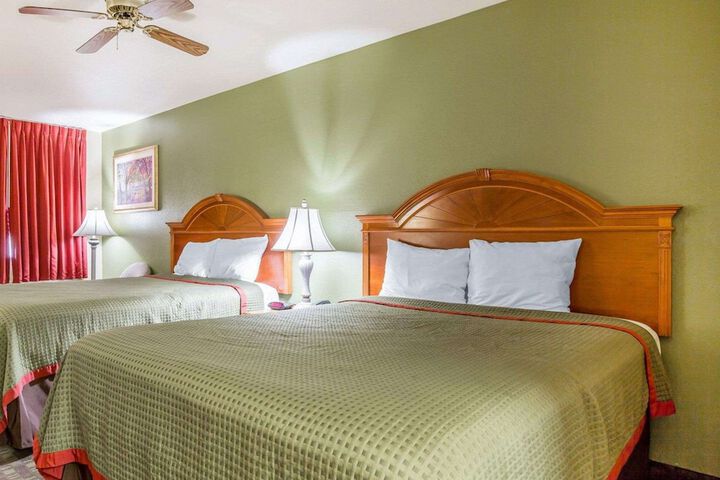 Room 21 of 31