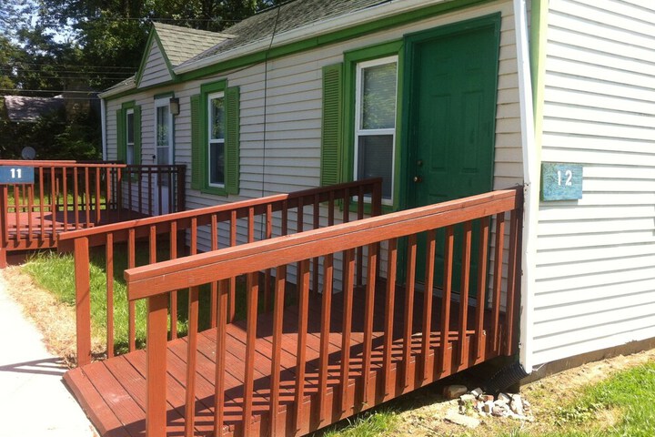 Green Crest Motel