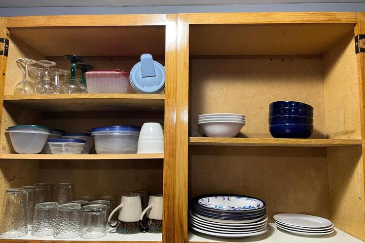 Just Like Being at Home- Newly Renovated Unit