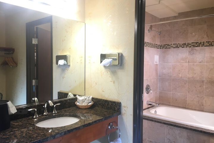 Room 13 of 46