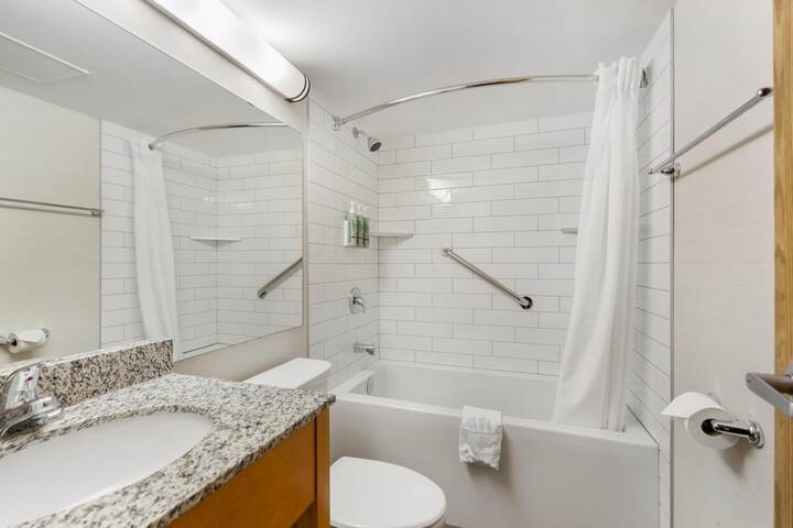 Best Western Grande Prairie Hotel & Suites