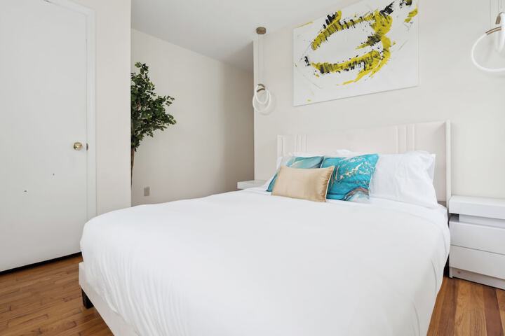 Luxury 3BR NY Home with Free Parking